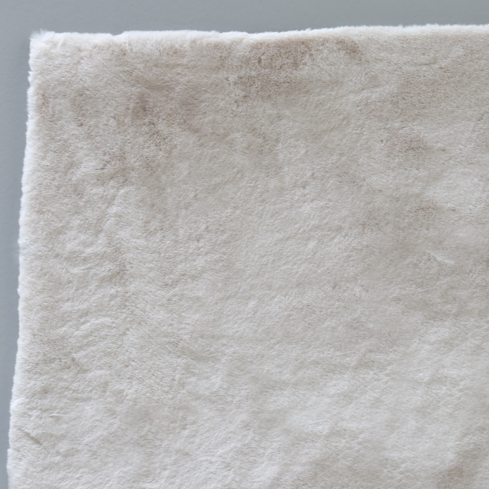 Tapis 160x230cm blanc crème à poils longs Liv moelleux