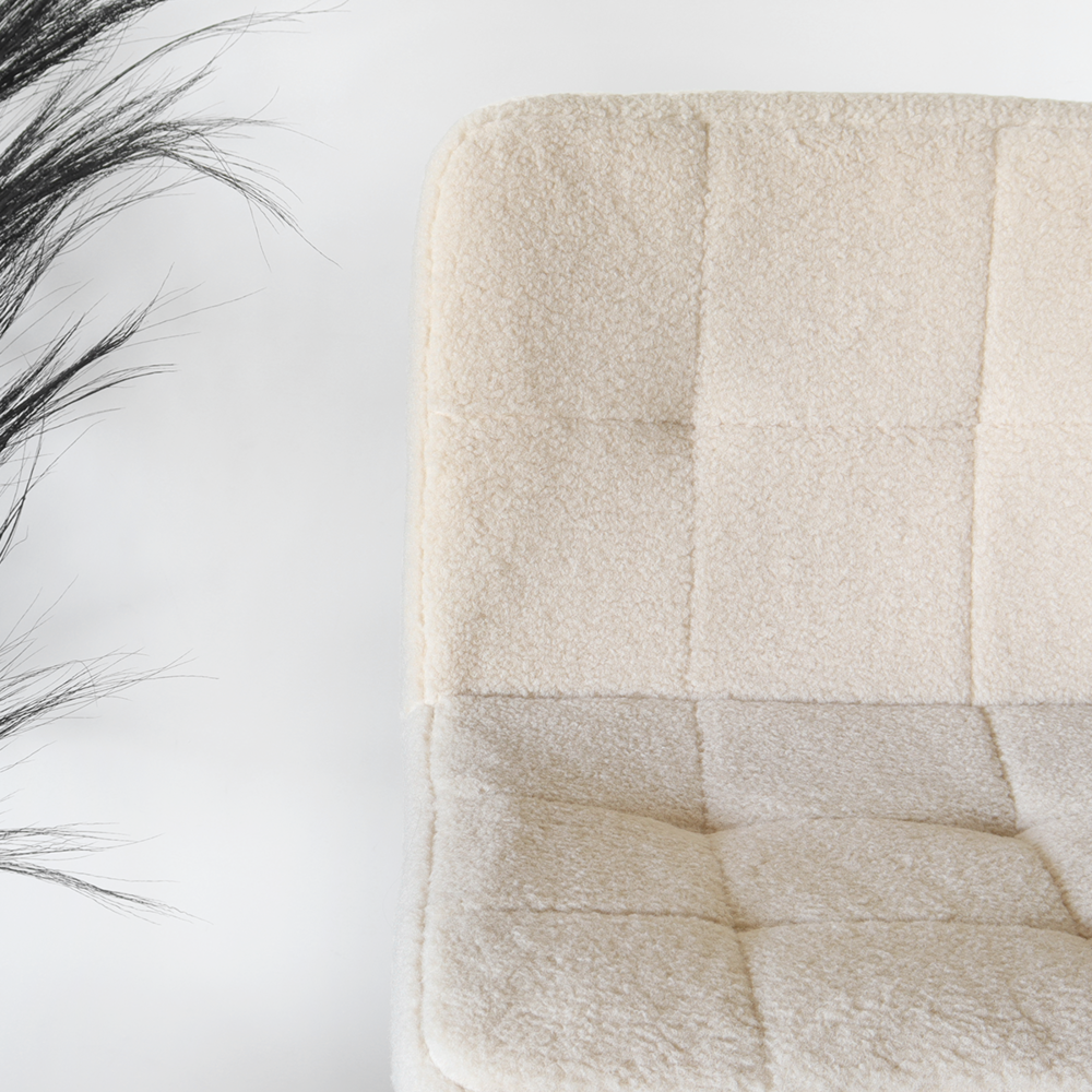 Tabouret de bar Anel avec dossier en tissu teddy beige