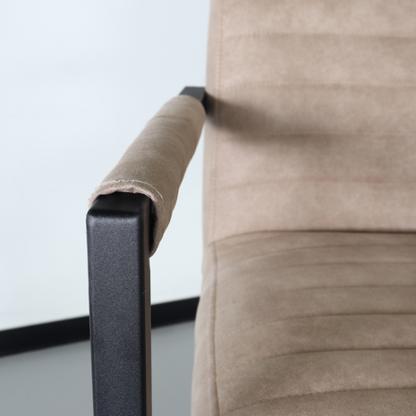 Lizzely Garden & Living Chaise de salle à manger avec accoudoir beige Noor design Lizzely Garden & Living Chaise de salle à manger avec accoudoir beige Noor design