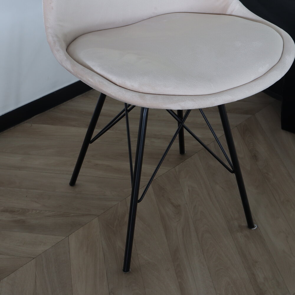 Chaise de salle à manger Viga velours sable Chaise de salle à manger Viga velours sable