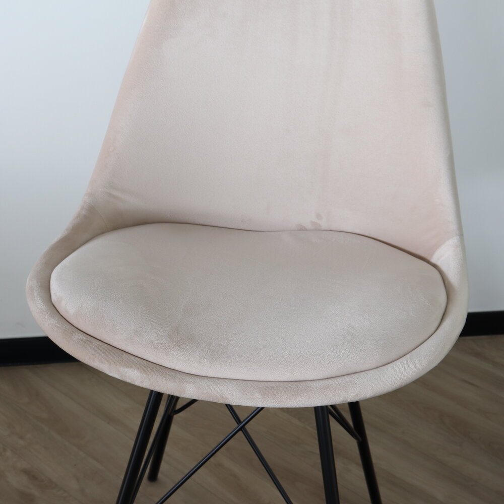 Chaise de salle à manger Viga velours sable Chaise de salle à manger Viga velours sable