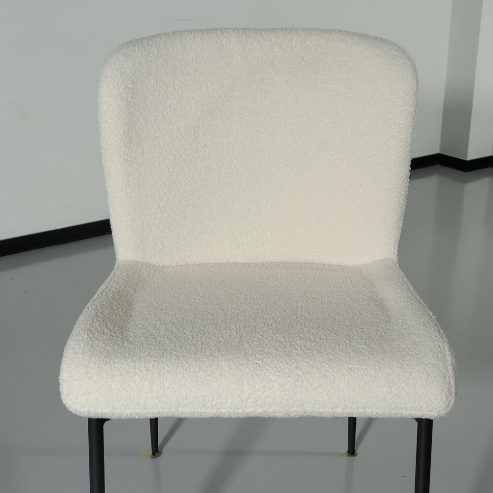 Chaise de salle à manger Maxime blanc en tissu teddy