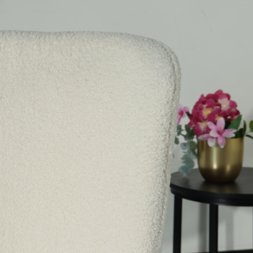 Chaise de salle à manger Maxime blanc en tissu teddy