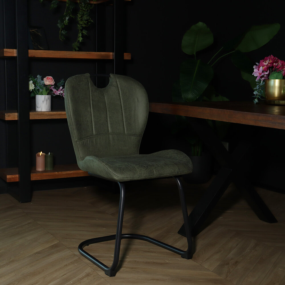 Chaise de salle à manger Yara avec poignée vert foncé industriel