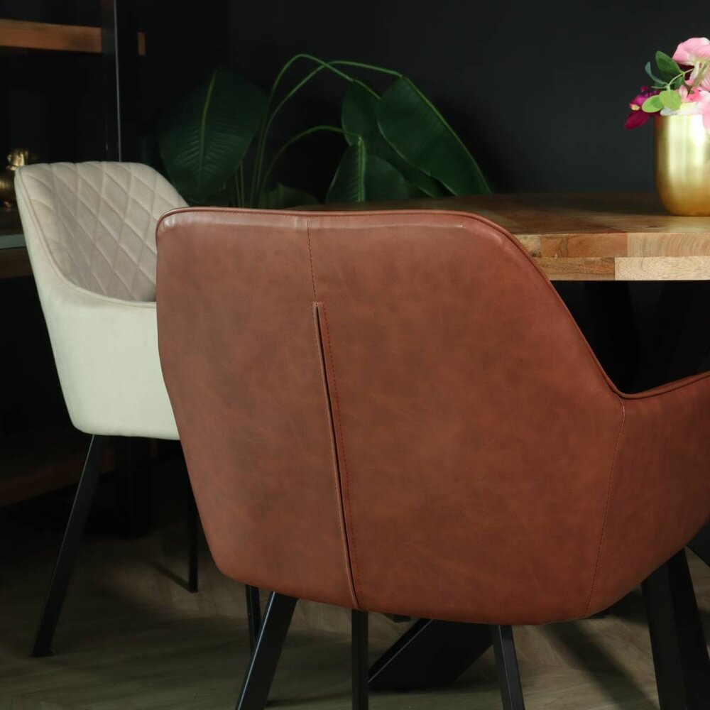 Chaise de salle à manger avec accoudoirs Yurgan cognac Chaise de salle à manger avec accoudoirs Yurgan cognac