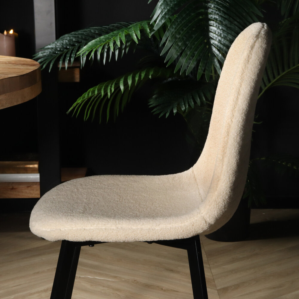 Chaise de salle à manger Simpy teddy bouclé sable