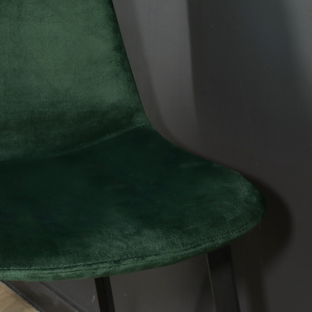 Chaise de salle à manger Simpy velours vert foncé