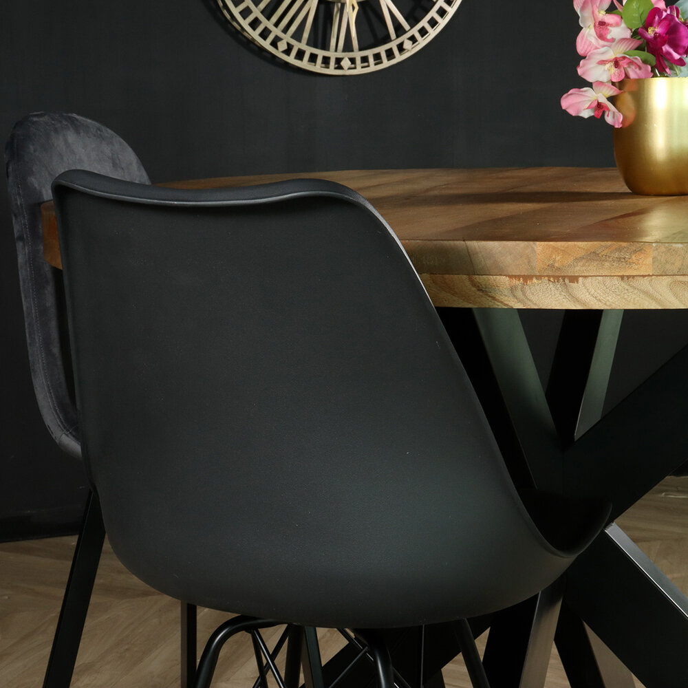 Chaise de salle à manger Avy noir avec rembourrage à l'assise Chaise de salle à manger Avy noir avec rembourrage à l'assise