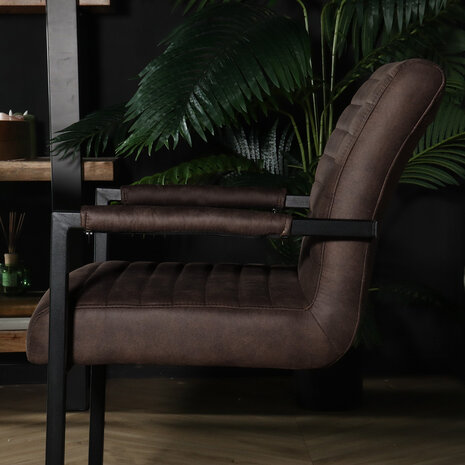 Lizzely Garden & Living Chaise de salle à manger avec accoudoir marron Noor design