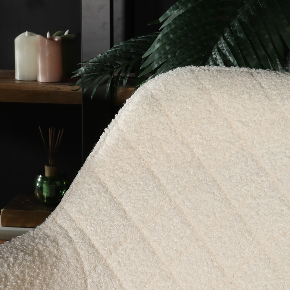 Chaise de salle à manger avec accoudoirs Yurgan teddy bouclé blanc cassé