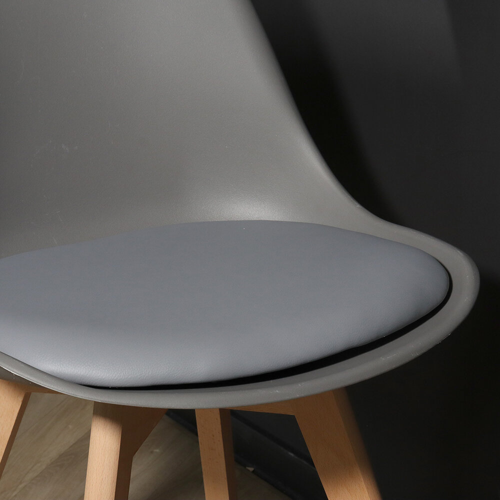 Chaise de salle à manger avec rembourrage à l’assise gris