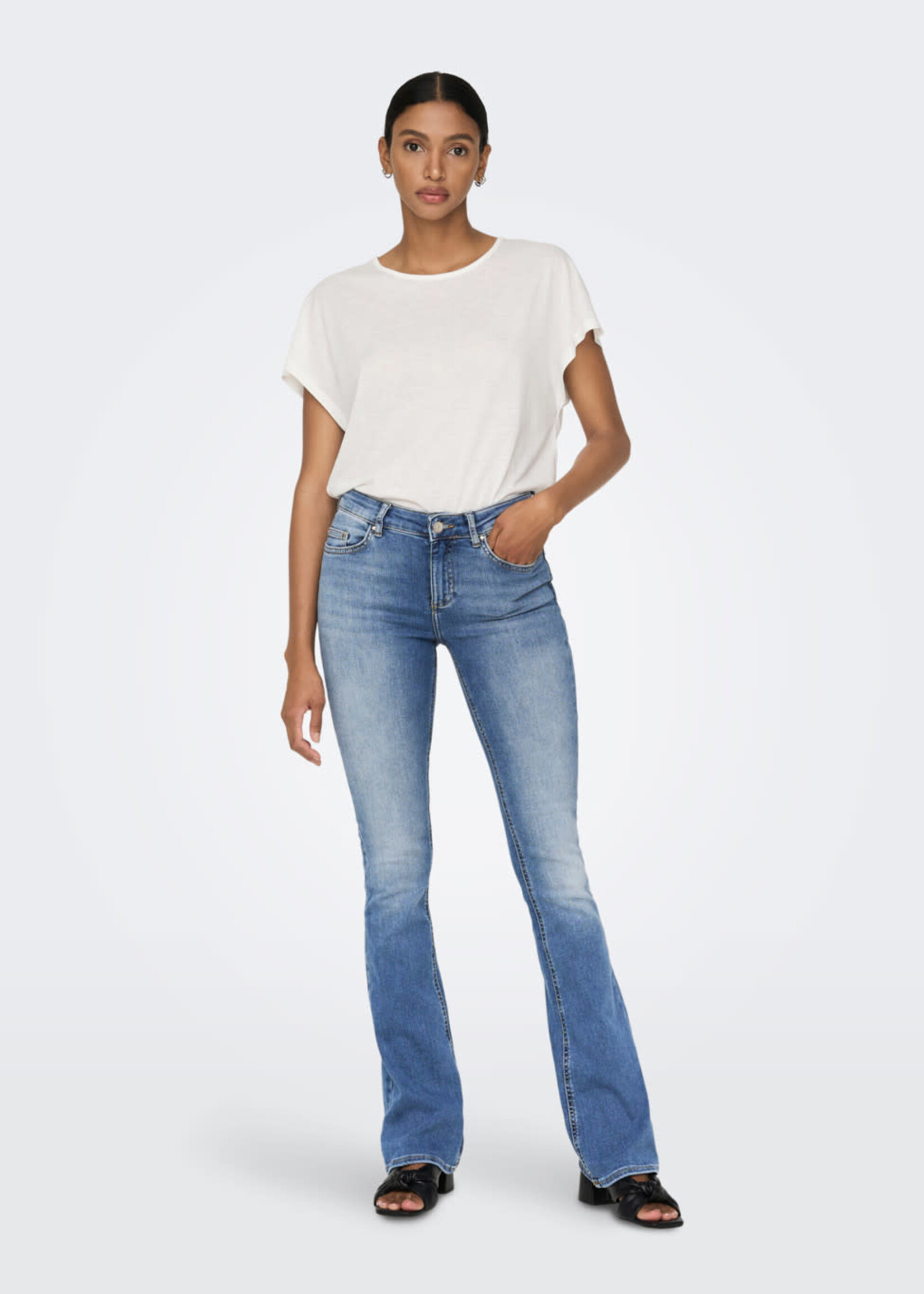 ONLY Blush Flared Jeans 467 Light Blue Denim