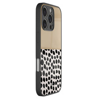 TMK iPhone 16 Pro glazen hardcase - Brown dots abstract