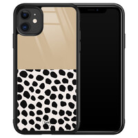 TMK iPhone 11 glazen hardcase - Brown dots abstract