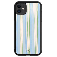 TMK iPhone 11 glazen hardcase - Pastelblauwe strepen