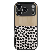 TMK iPhone 17 Pro glazen hardcase - Brown dots abstract
