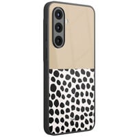 TMK Samsung Galaxy A57 glazen hardcase - Brown dots abstract