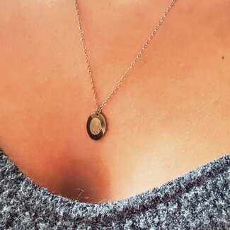 Ovale ketting met lijntekening