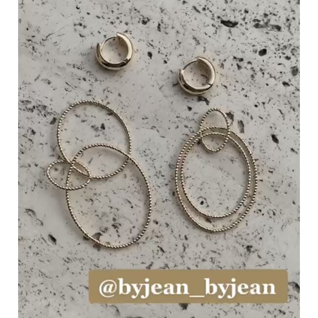 Gouden Creolen met hangers