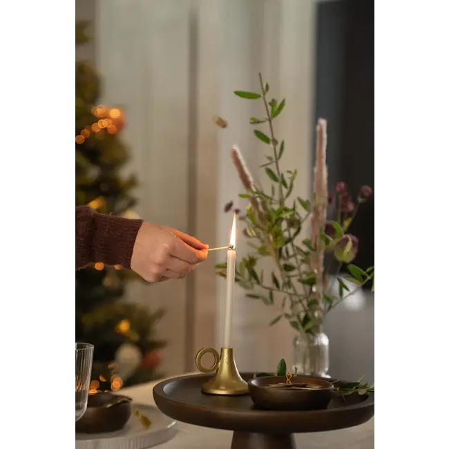 Zusss Zusss Metalen kandelaartje met oor goud