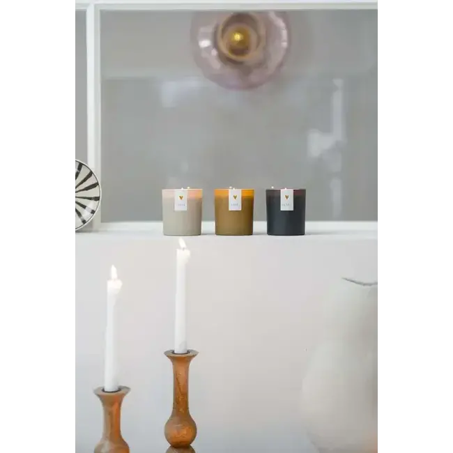 Zusss Zusss Geurkaars in doosje bamboe hartje oker