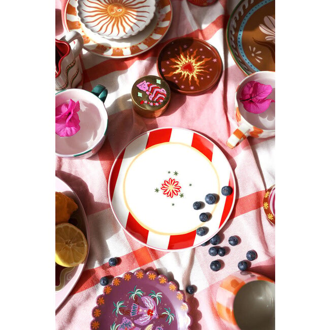 All The Luck In The World All The Luck In The World - Plate Flower