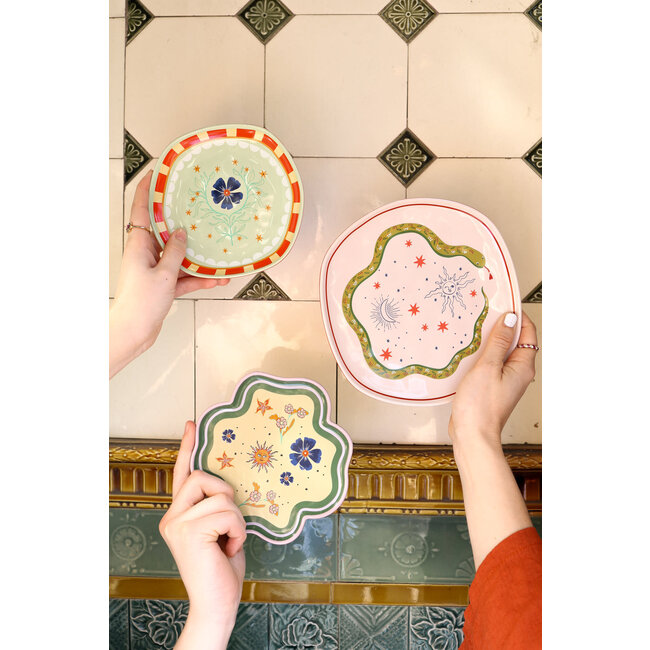 All The Luck In The World All the Luck in the World - Serving Plate Green with Flowers