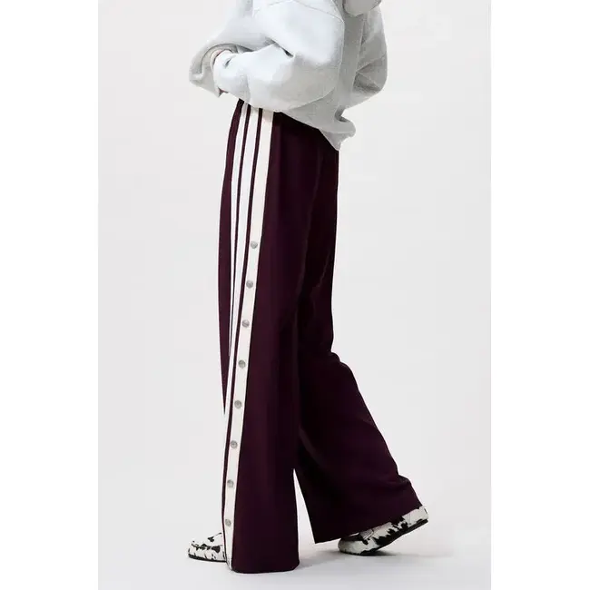 Catwalk Junkie catwalk junkie side button tracksuit trousers color 749 winetasting