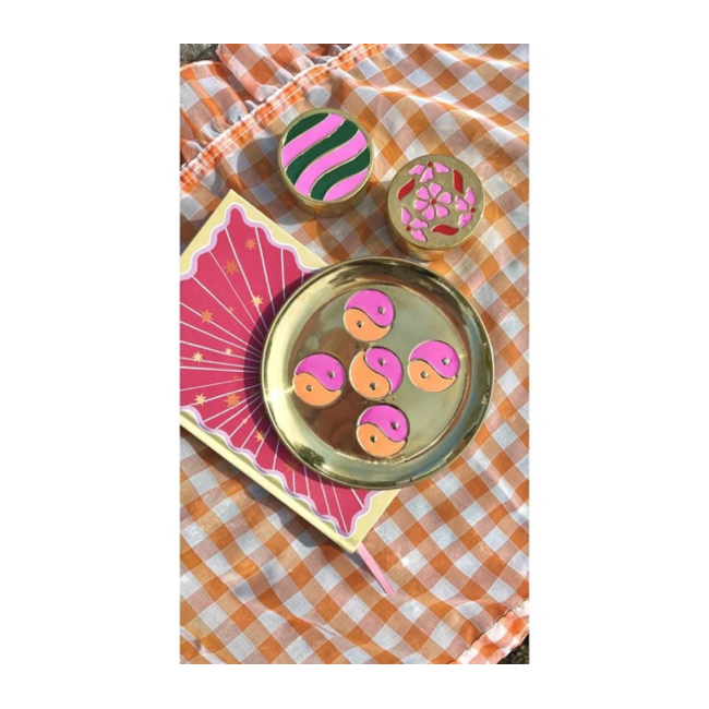 All The Luck In The World All the Luck in the World Golden Box Strepen