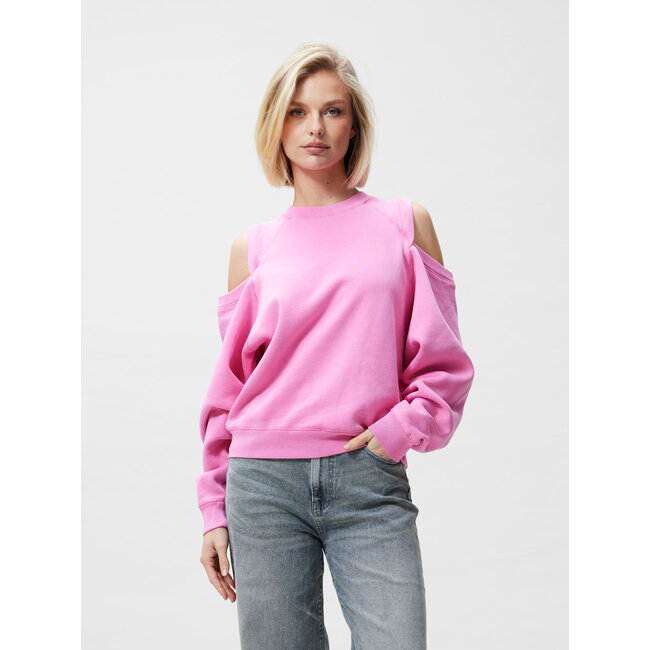 Catwalk Junkie Catwalk Junkie Sweater with cut out 859 Rosebloom