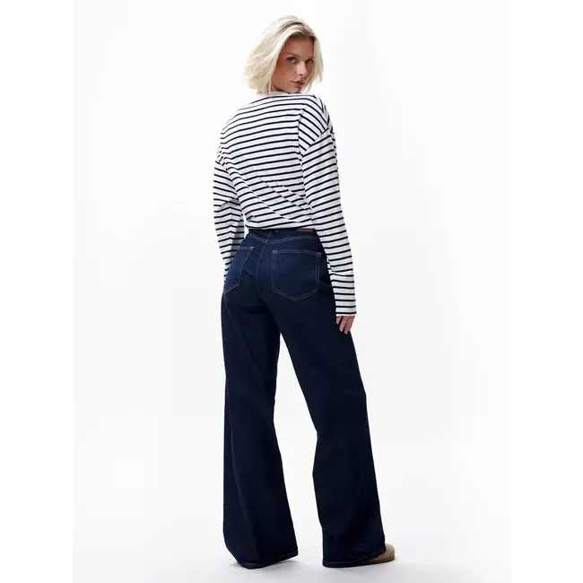 Catwalk Junkie CATWALK JUNKIE - LOOSE FIT JEANS - DARK BLUE