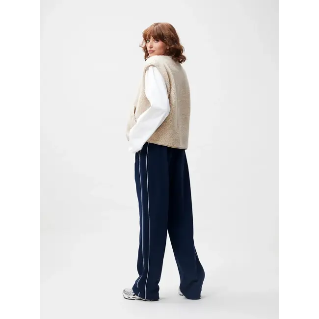 Catwalk Junkie CATWALK JUNKIE - TEDDY BODYWARMER - CEMENT