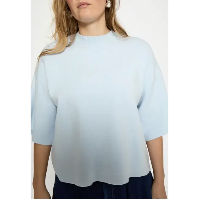 Minus MINUS - MSLUPI KNIT T-SHIRT - SKYWAY BLUE