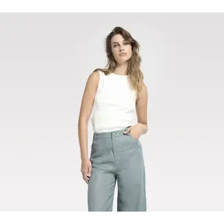 Homage HOMAGE - DETAILED SLEEVELESS RIB TOP - OFF WHITE