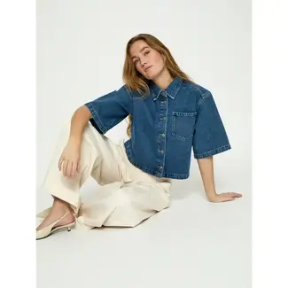 Minus MINUS - MSKADDI CROPPED SHIRT - MID BLUE DENIM