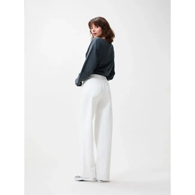 Catwalk Junkie CATWALK JUNKIE - LOOSE FIT JEANS - STAR WHITE