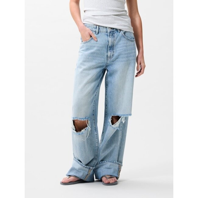 Catwalk Junkie CATWALK JUNKIE - SUPER LOOSE FIT JEANS DAMAGED - BLUE