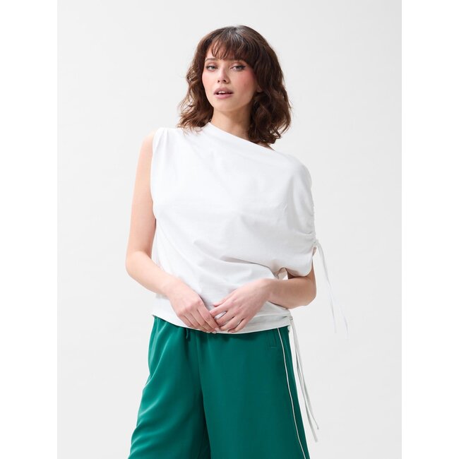 Catwalk Junkie CATWALK JUNKIE - ASYMMETRIC STRAP TOP - OFF WHITE