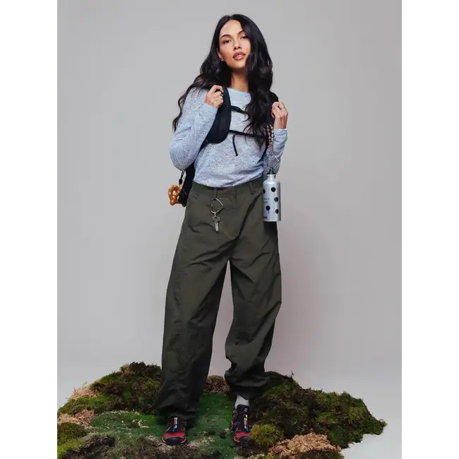 Catwalk Junkie CATWALK JUNKIE - BARREL SHAPED TROUSERS - MOUNTAIN VIEW