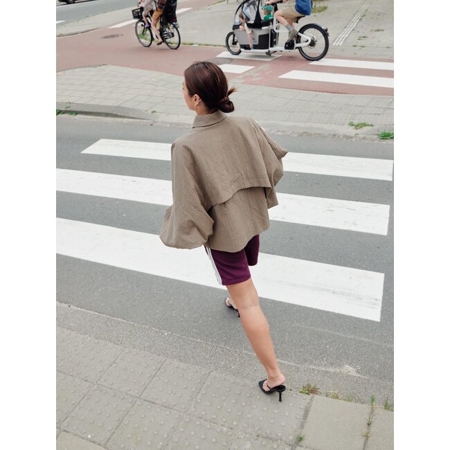 Catwalk Junkie CATWALK JUNKIE - CHECK CAPE JACKET - MOUNTAIN VIEW