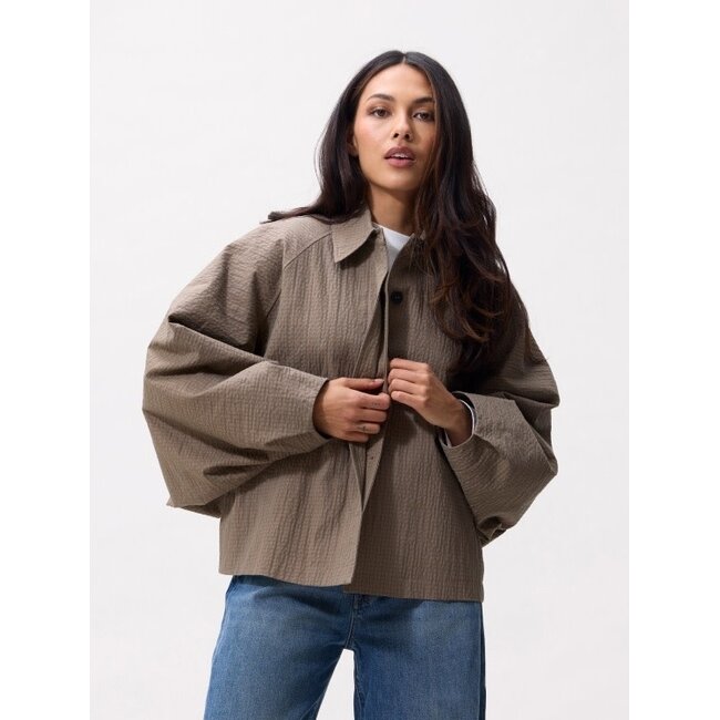 Catwalk Junkie CATWALK JUNKIE - CHECK CAPE JACKET - MOUNTAIN VIEW