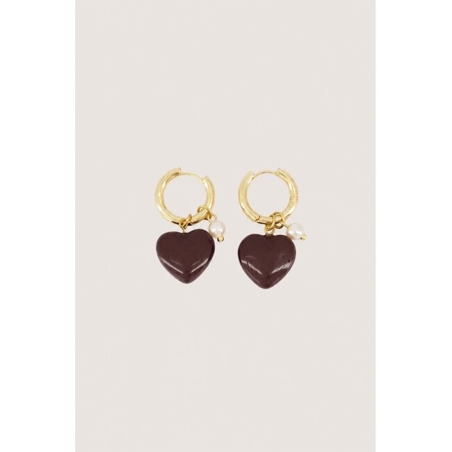 Zusss ZUSSS - EARRING WITH HEART AND PEARL - DARK CHOCO