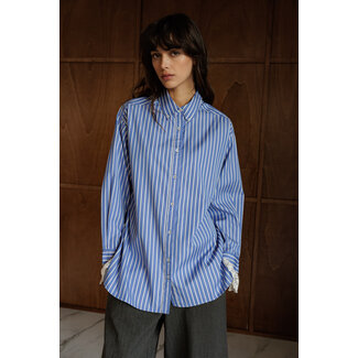 Indi&Cold INDI & COLD - CLASSIC SHIRT WITH LACE CUFFS - BLUE