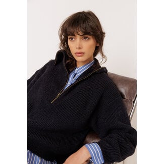 Indi&Cold INDI & COLD - ZIP SWEATER WITH MERINO - NAVY