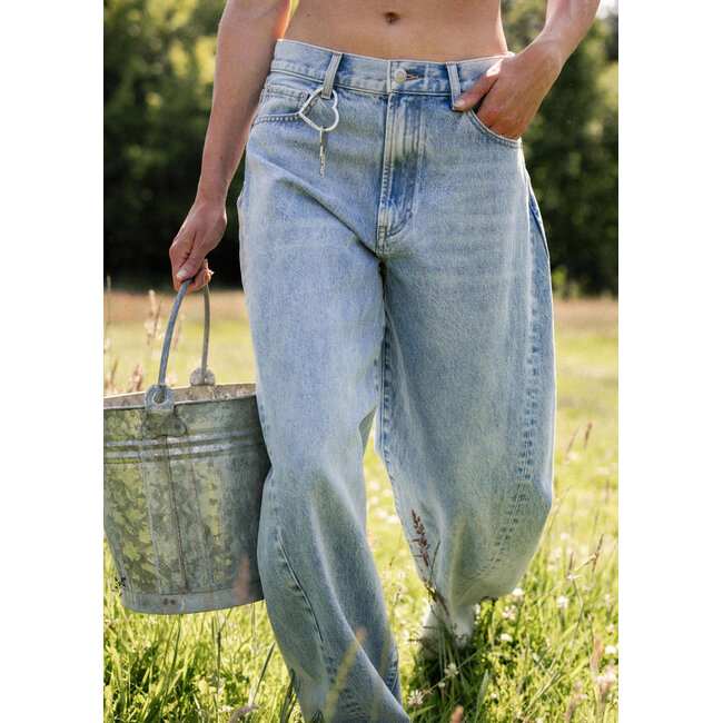 Catwalk Junkie CATWALK JUNKIE - SUPER BARREL FIT JEANS - BLUE