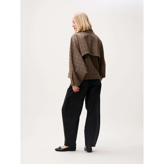 Catwalk Junkie CATWALK JUNKIE - CHECK CAPE JACKET - CARAMEL