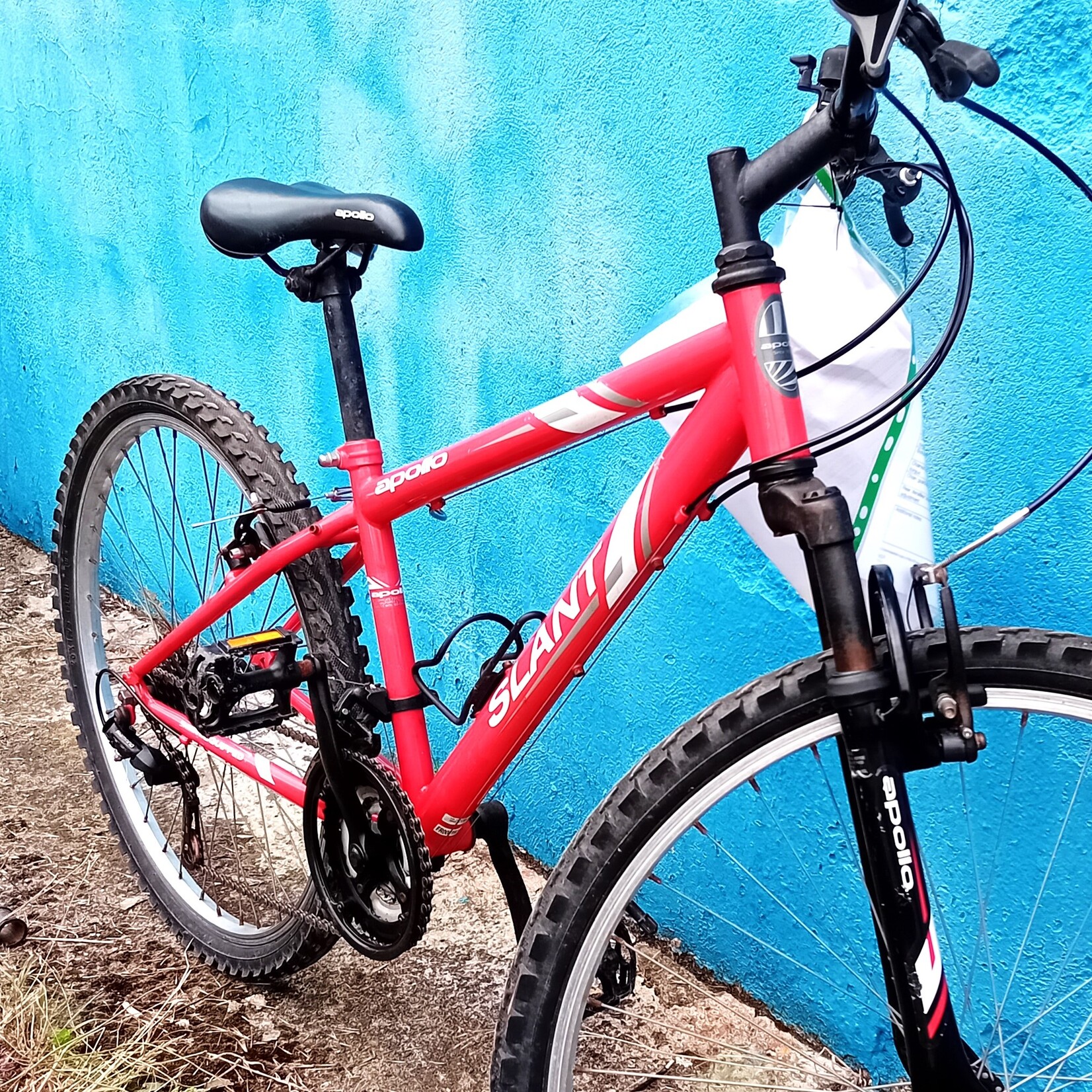 Apollo Slant Mountain Bike 14 inch frame Frontline Bikes