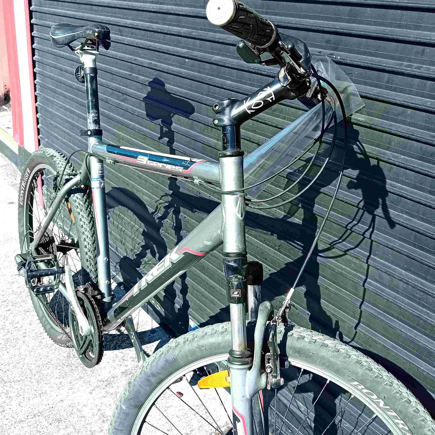 Trek Trek 3 Series Men's Mountain Bike