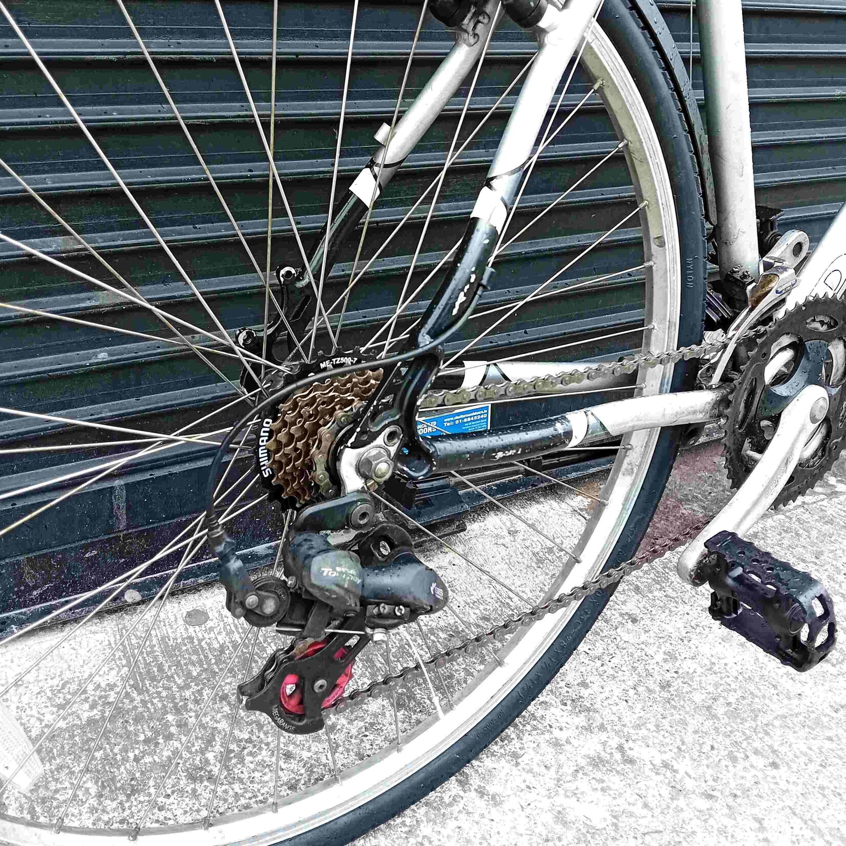 Dawes Dawes Discovery 201 Hybrid Bike