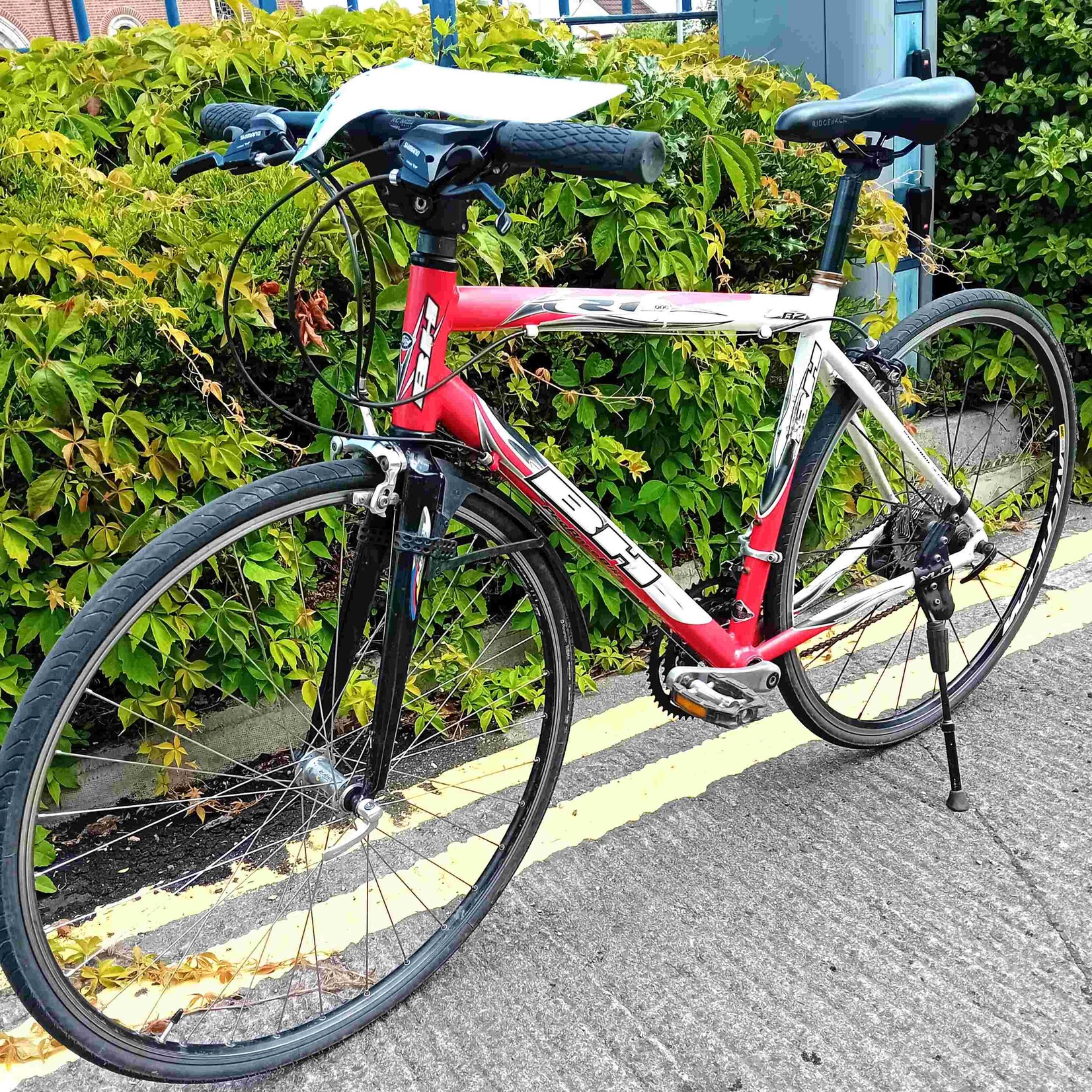 BH BH Men's Hybrid Bike - 19 inch frame